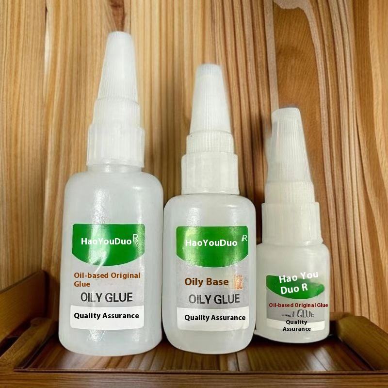 Colle Ultra-Puissante Oily Glue