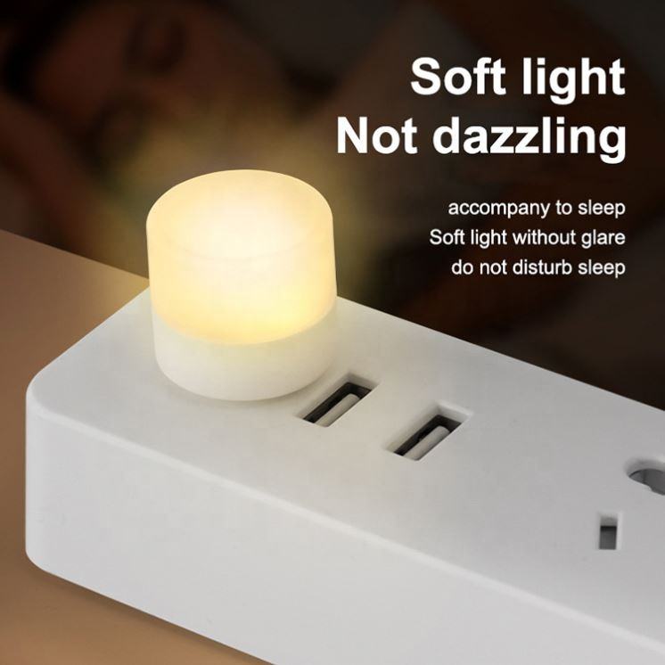 Mini Lampe LED USB Portable – ( Pack de 6 à 4900 et Pack de 12 à 7500 )